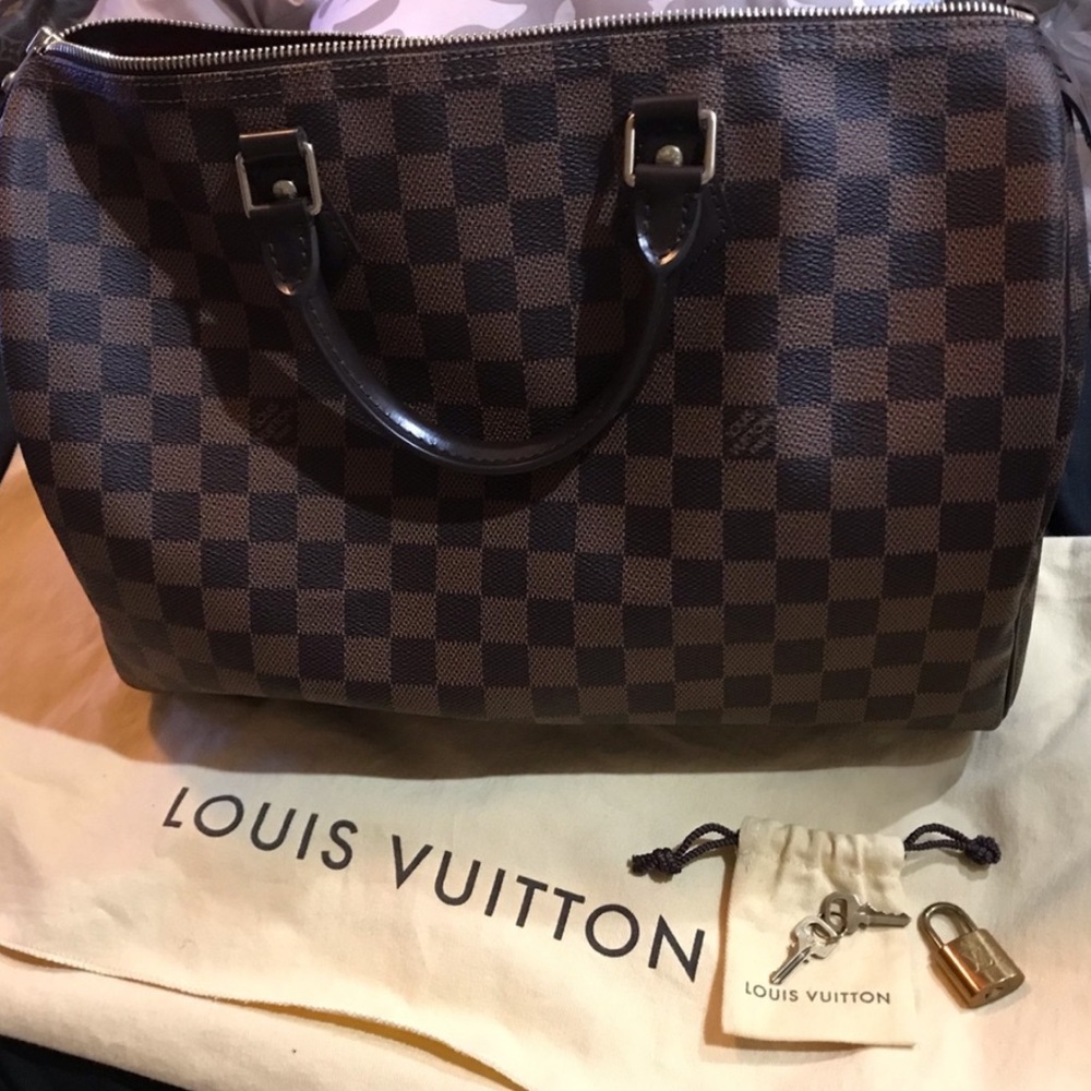 Louis Vuitton Speedy 35